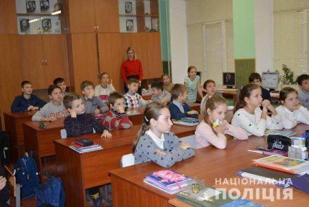Права и обязанности: сотрудники полиции провели беседу с учащимися (фото)