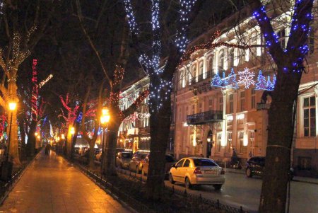 Одесса в праздничных огнях (фоторепортаж)