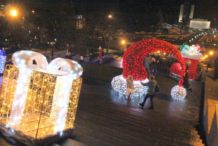 Одесса в праздничных огнях (фоторепортаж)