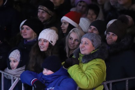 На Думской площади Новый год встретили более 40 тысяч человек (фото)