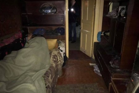 Грязь, вонь, болезни: полицейские спасли детей из очередной асоциальной семьи (фото) 