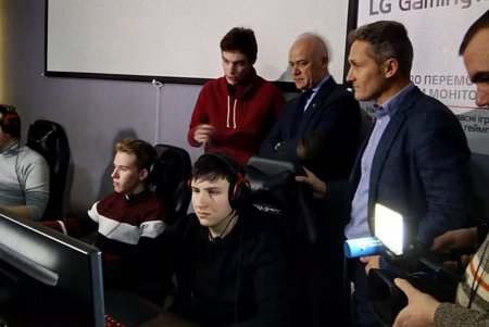 Одесская команда провела открытую тренировку в преддверии первого всеукраинского турнира компьютерной игры Dota 2 Cup