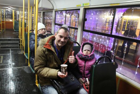 Рождественский парад трамваев (фоторепортаж)