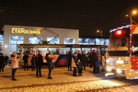 Рождественский парад трамваев (фоторепортаж)