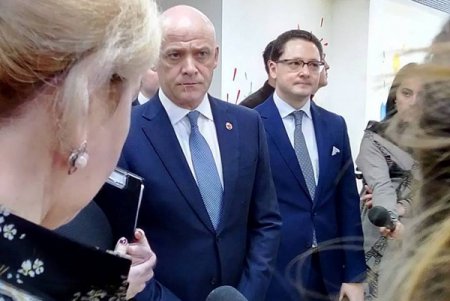 В Одессе создают школьные стадионы на европейском уровне, а в столовых – прививают культуру питания (фото)