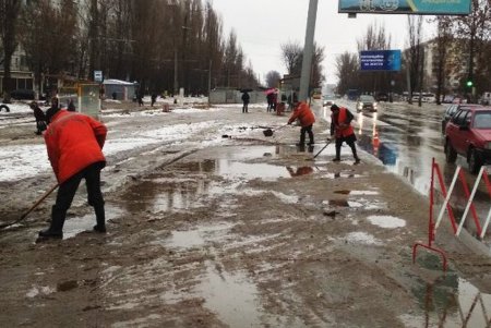 Коммунальщики Одессы ликвидируют последствия непогоды (фото)