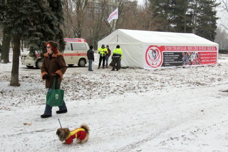 Пункт обогрева на Куликовом поле: горячий чай, еда и теплая одежда (фоторепортаж)