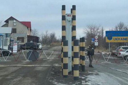 Чиновник Одесской таможни попался на взятках при растаможке "евроблях"