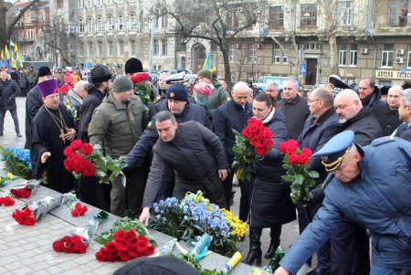 Возложение цветов в честь Дня Соборности Украины (фоторепортаж)