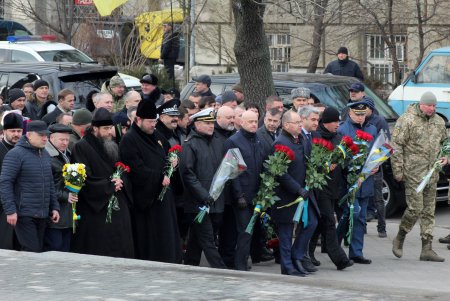 Возложение цветов в честь Дня Соборности Украины (фоторепортаж)