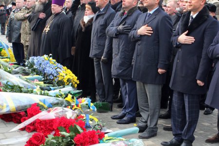 Возложение цветов в честь Дня Соборности Украины (фоторепортаж)