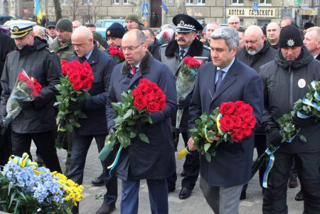 Возложение цветов в честь Дня Соборности Украины (фоторепортаж)