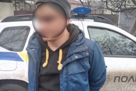 В Одессе у закладчика обнаружили 26 свертков с наркотиками