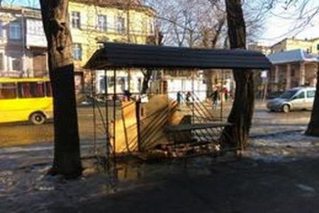 Незаконные киоски и МАФы убирают с улиц Одессы (фото)