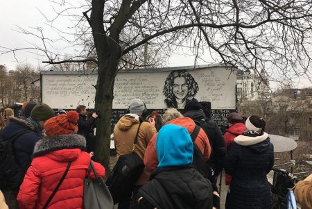 В Одессе трогательно вспомнили музыканта Кузьму Скрябина (фото, видео)