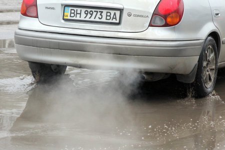Ликвидация масштабной водопроводной аварии на Люстдорфской дороге (фоторепортаж)