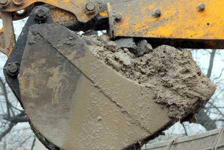 Ликвидация масштабной водопроводной аварии на Люстдорфской дороге (фоторепортаж)