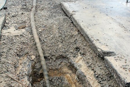 Ликвидация масштабной водопроводной аварии на Люстдорфской дороге (фоторепортаж)