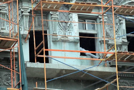 Реконструкция дома Руссова продолжается (фоторепортаж) 