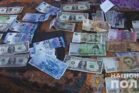 В Одессе домушники вынесли из квартиры ценности на 100 тысяч гривен (фото, видео)