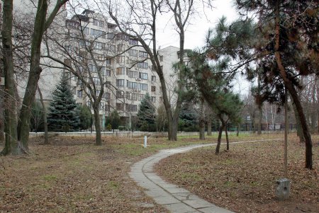 Олимпийский сквер в Одессе преобразится к началу весны (фоторепортаж)