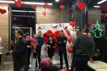 В День всех влюбленных в Одессе заново «поженились» восемь пар (фото) 
