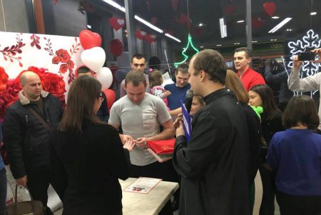 В День всех влюбленных в Одессе заново «поженились» восемь пар (фото) 