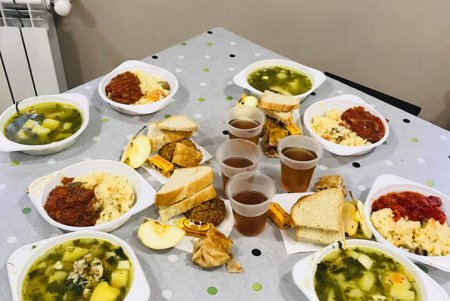 В Благотворительном фонде «Корпорация монстров» устроили праздник для пожилых одесситов