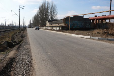 Капремонт дороги на улице Локомотивной завершат к лету (фото)