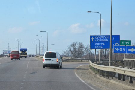 Плановая инспекция проверила санитарное состояние автомобильных въездов в Одессу