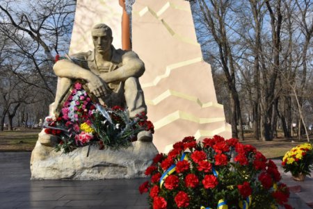 В Одессе возложили цветы в честь воинов-интернационалистов
