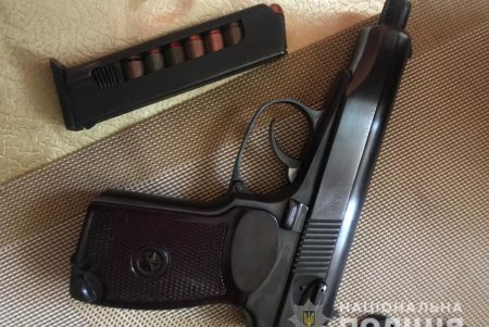 Вымогательство, грабежи, угрозы: в Одессе задержали членов преступной банды (фото, видео) 