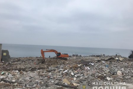 Взрывотехники обезвредили два гранатомета на пляже Черноморска (фото, видео)
