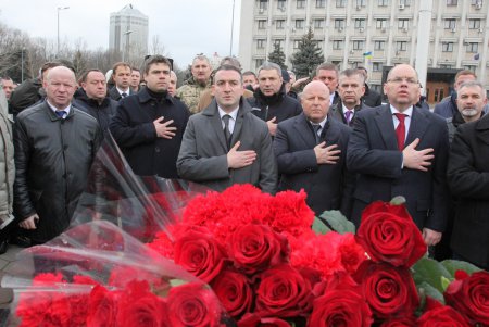 В Одессе почтили память героев Небесной Сотни (фоторепортаж)