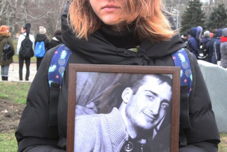 В Одессе почтили память героев Небесной Сотни (фоторепортаж)