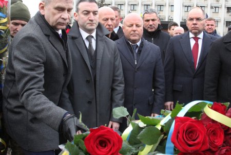 В Одессе почтили память героев Небесной Сотни (фоторепортаж)