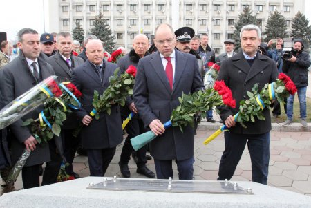 В Одессе почтили память героев Небесной Сотни (фоторепортаж)