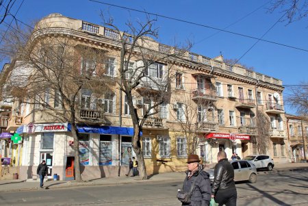 Прогулка по переулку у Кирхи (фоторепортаж)