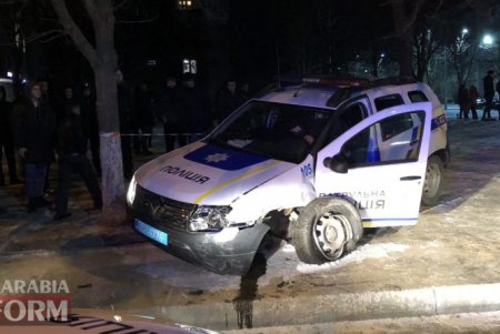 Два сотрудника полиции пострадали в ДТП в Одесской области