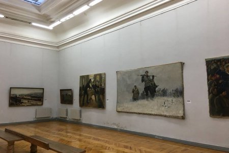 В художественном музее устроили эксгумацию соцреализма (фото)