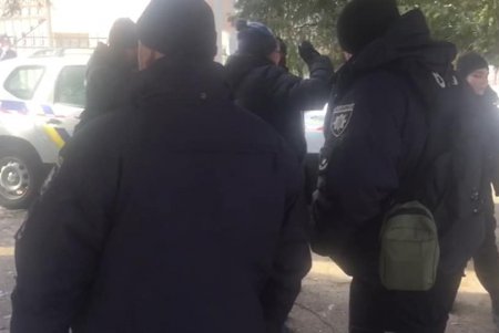 На окраине Одессы обнаружен труп с ранениями от взрыва (фото)