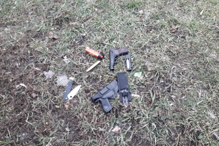 Полиция установила личности вооруженных людей, которых остановили на въезде в Одессу (фото)