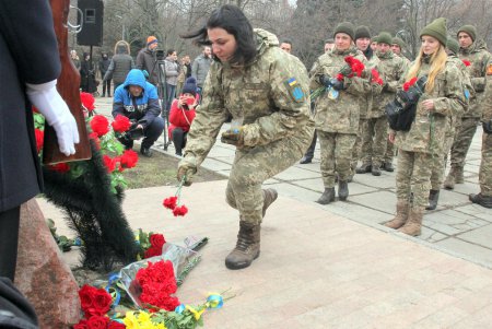 Одесситы почтили память героев, погибших в зоне АТО (фоторепортаж)