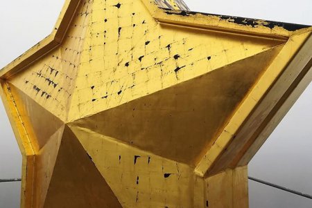 Реконструкцию обелиска «Крылья Победы» завершат до 10 апреля (фото, видео)