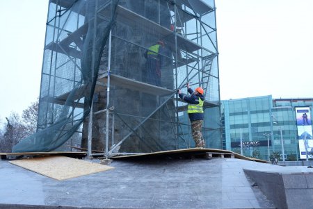 Реконструкцию обелиска «Крылья Победы» завершат до 10 апреля (фото, видео)
