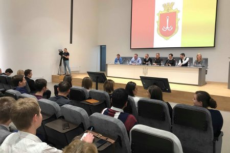 Одесский Молодежный совет определился с руководителем и председателями комиссий (фото)