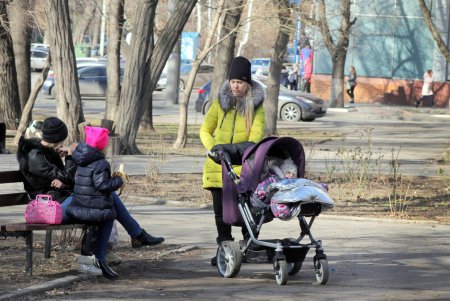 В сквере на Молдаванке открылась детская эко-площадка (фоторепортаж)