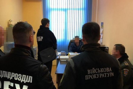 Руководители Одесского СИЗО задержаны за взятки и издевательства над заключенными (фото)