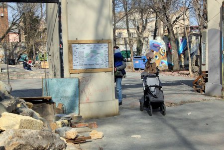 После субботника в Летнем театре (фоторепортаж)