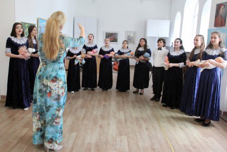 Одесские художники сделали городу «Праздничный подарок» (фоторепортаж)